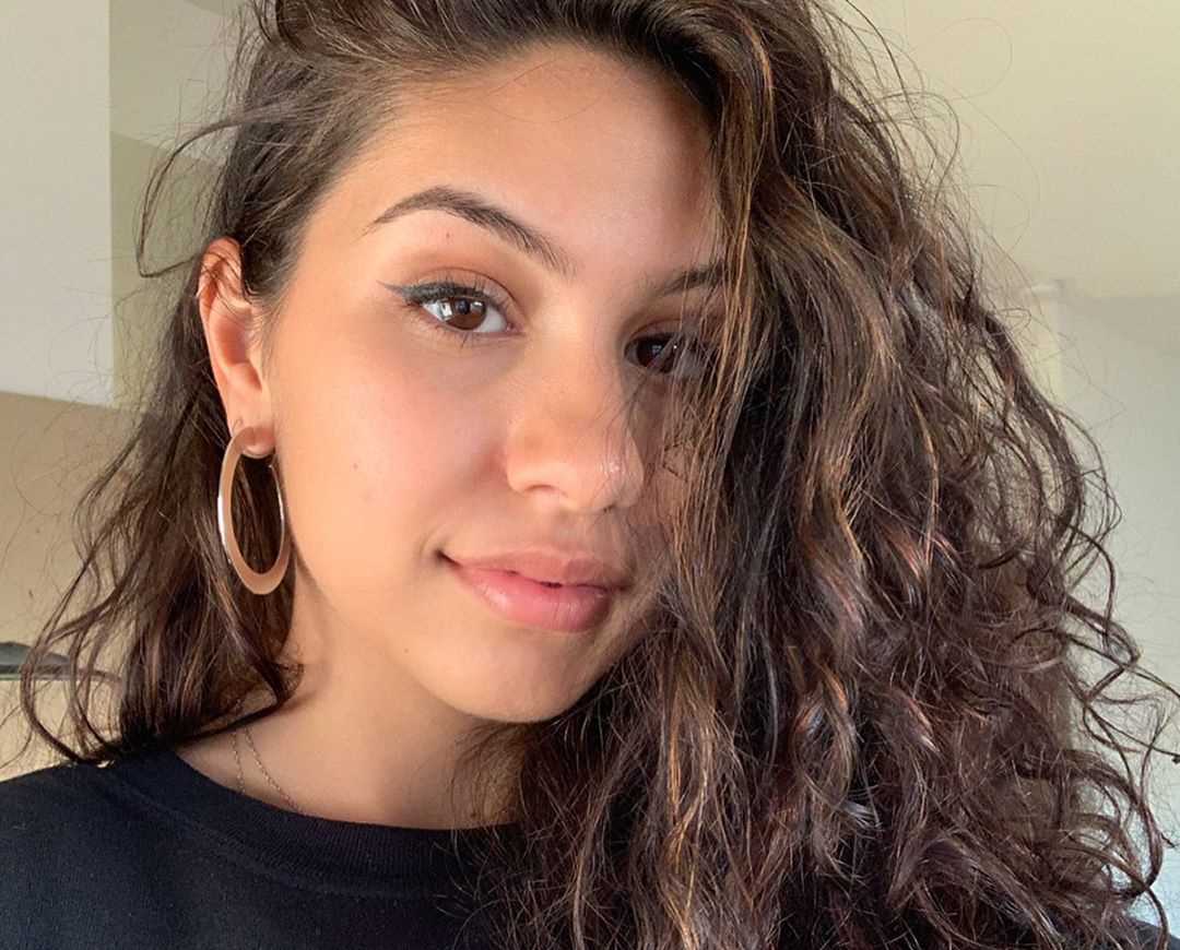 Alessia Cara Instagram Live Stream 22 July 2019 IG