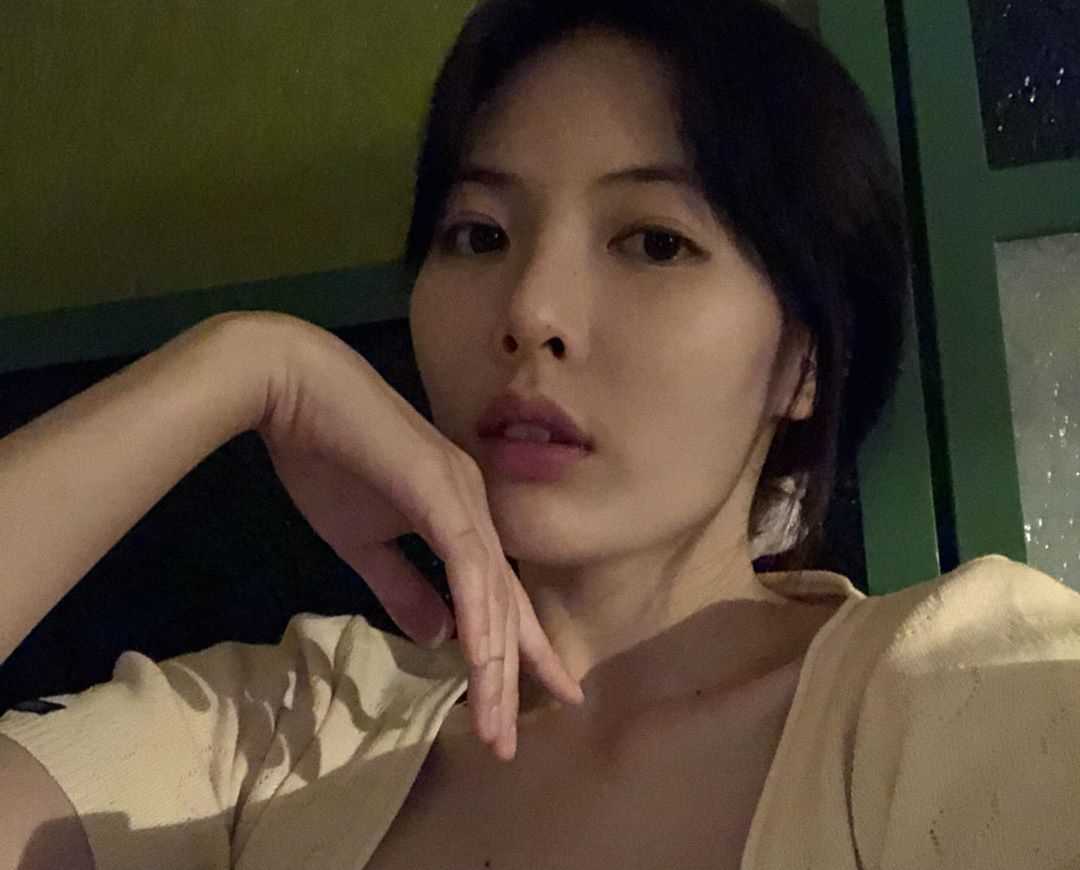 HyunA ( 현아 )'s Instagram Live Stream from August 16th 2019.