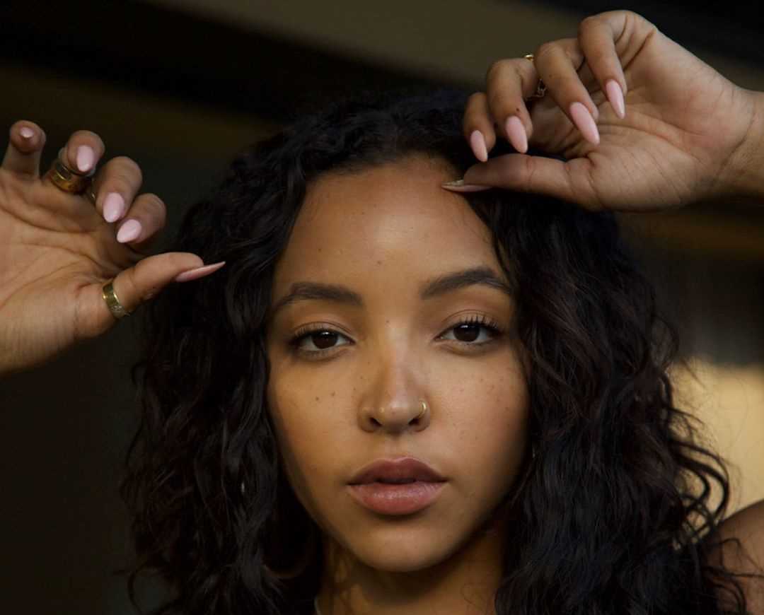 Tinashe's Instagram Live Stream from November 16th 2019.