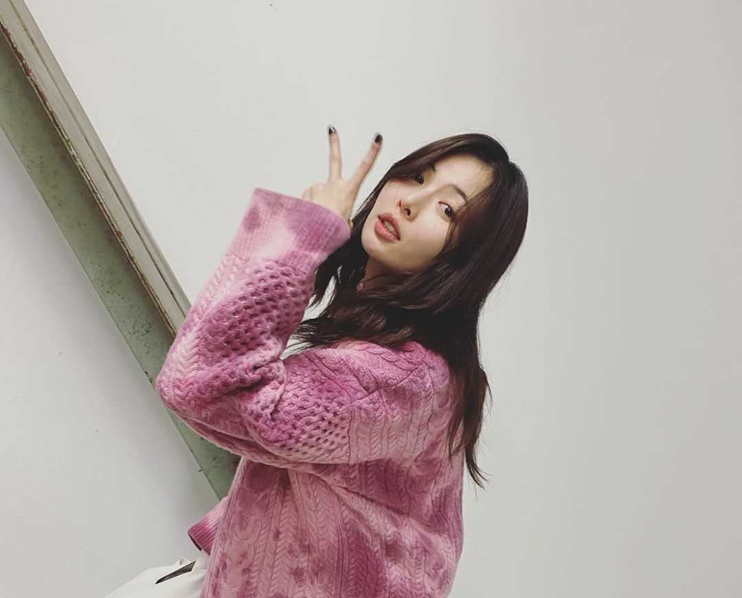 HyunA ( 현아 )'s Instagram Live Stream from December 19th 2019.