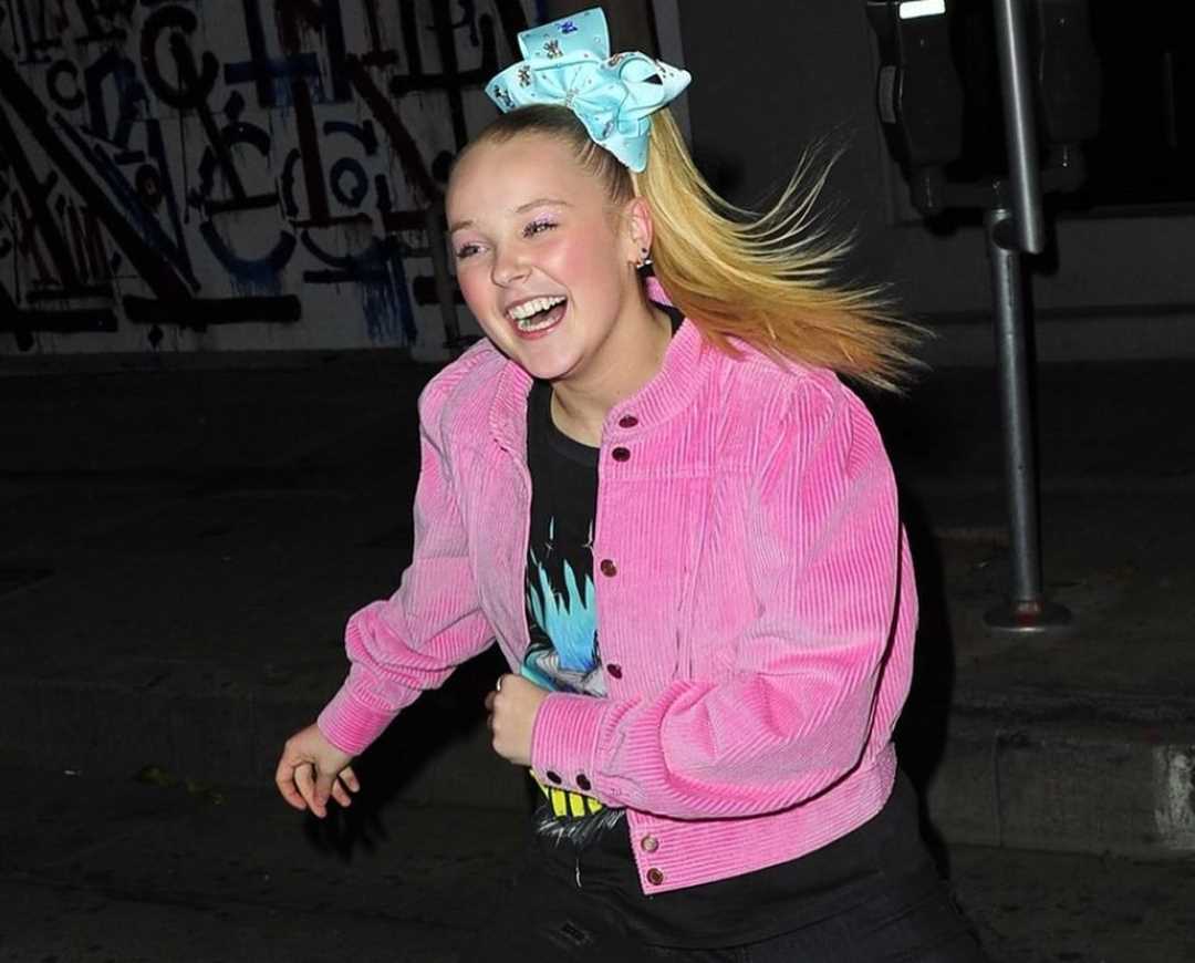 Jojo Siwa | Instagram Live Stream | 22 December 2019 | IG LIVE's TV