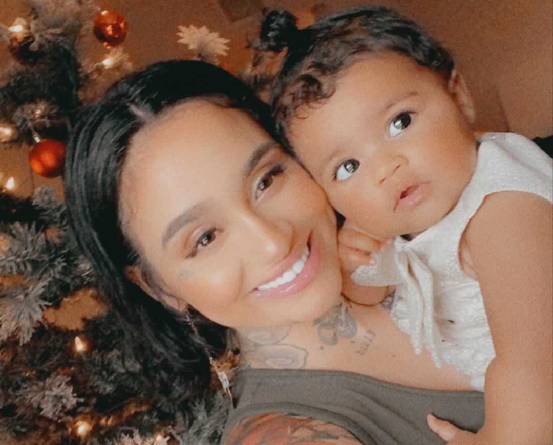 Kehlani's Instagram Live Stream with her baby girl Adeya Nomi from December 30th 2019.