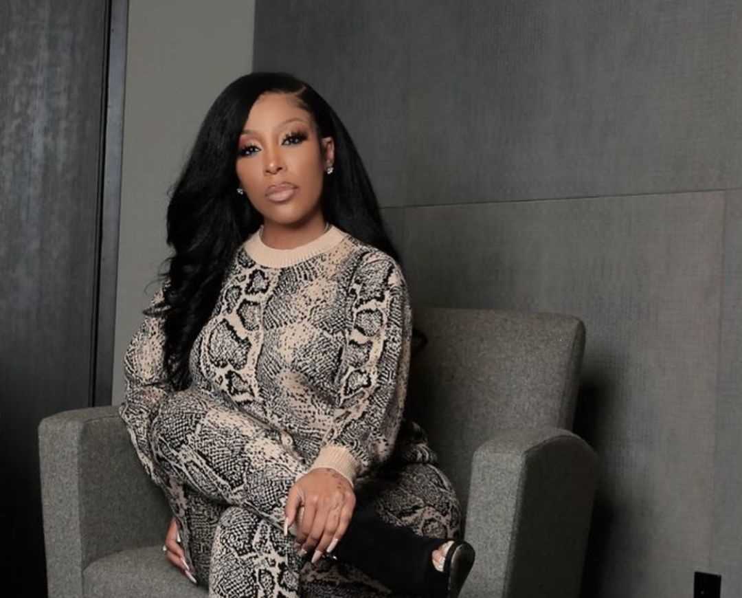K Michelle's Blue Hair is a Bold Fashion Statement - wide 3