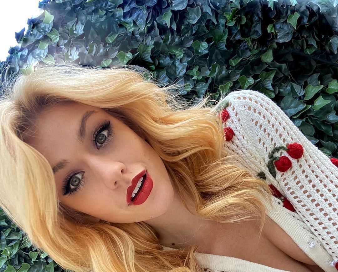 Katherine McNamara | Instagram Live Stream | 13 March 2020