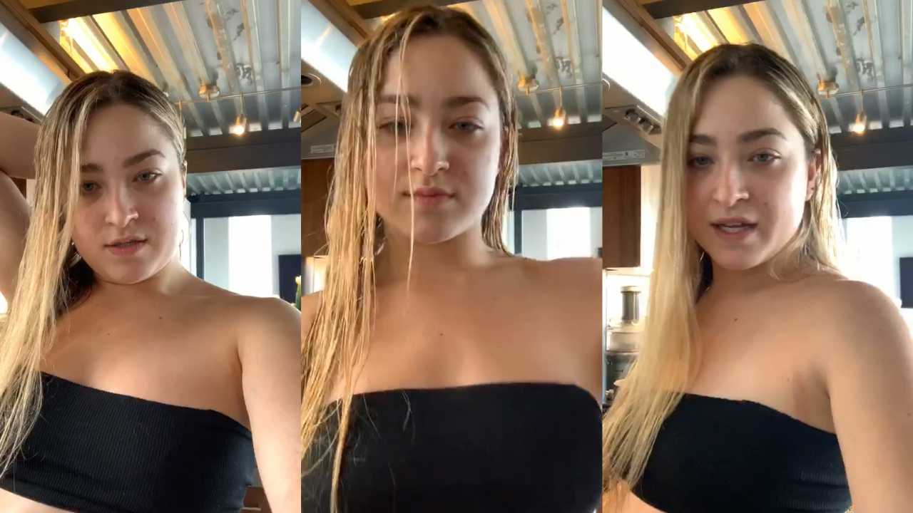 Scarlet Aviram's Instagram Live Stream from April 21th 2020.