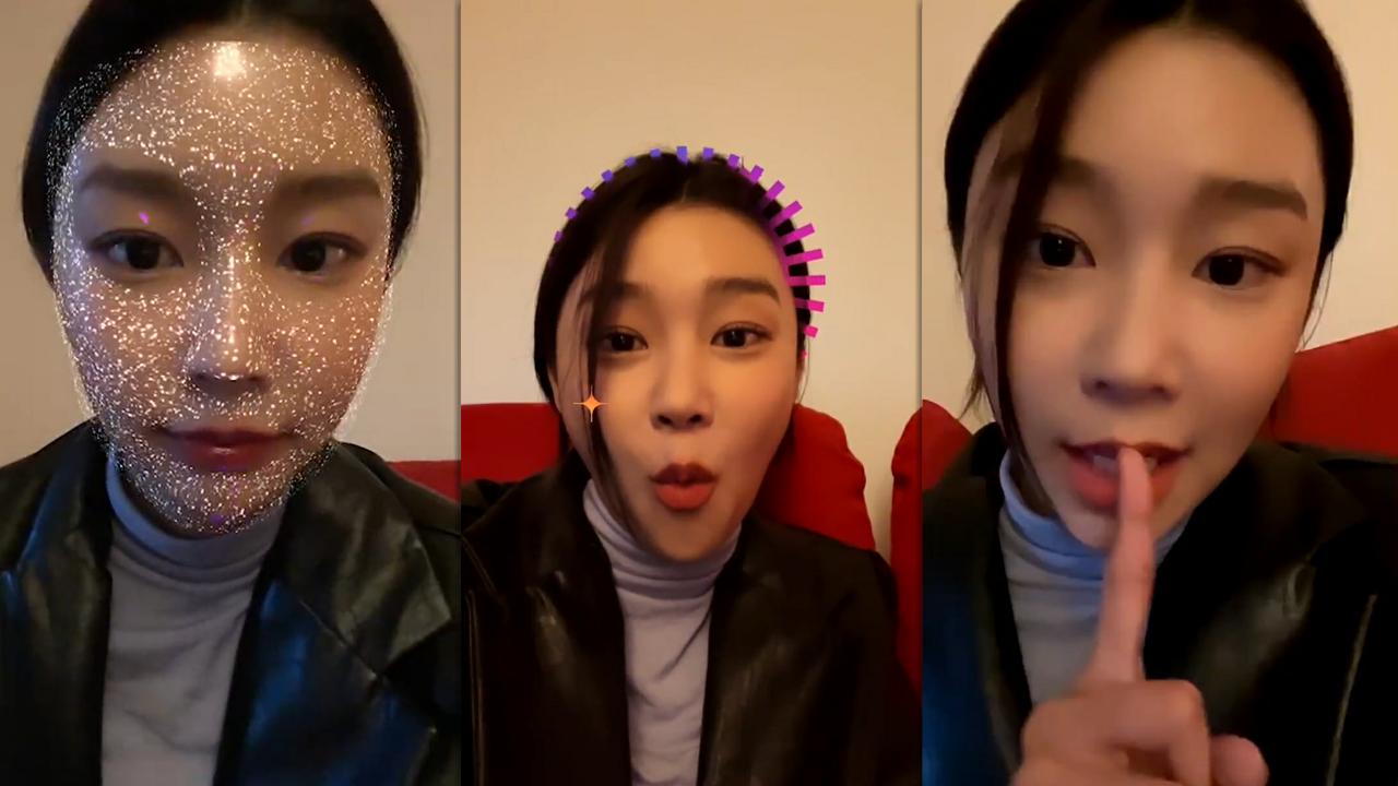 Hyebin (MOMOLAND)'s Instagram Live Stream from March 2nd 2021.