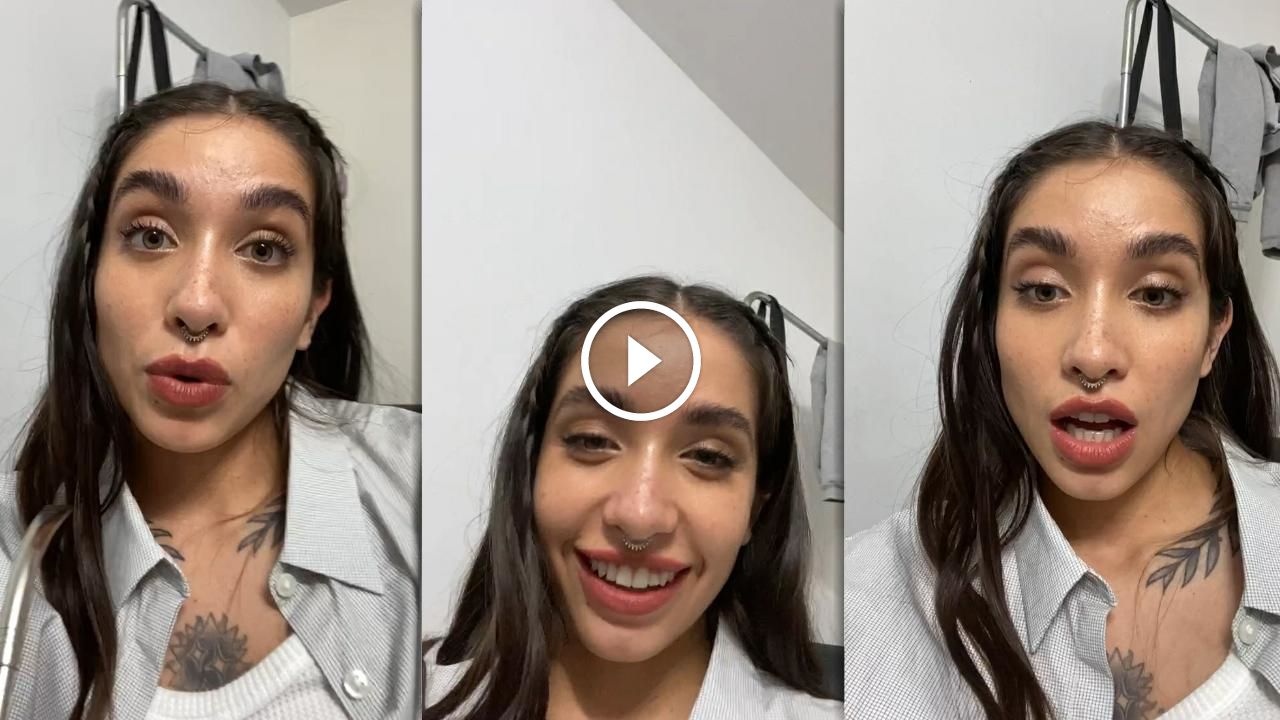 María Becerra's Instagram Live Stream from September 29th 2021.