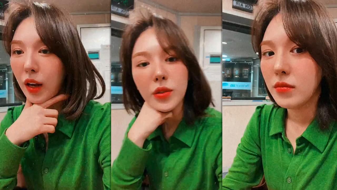 Wendy ( 웬디 )'s Instagram Live Stream from November 19th 2021.