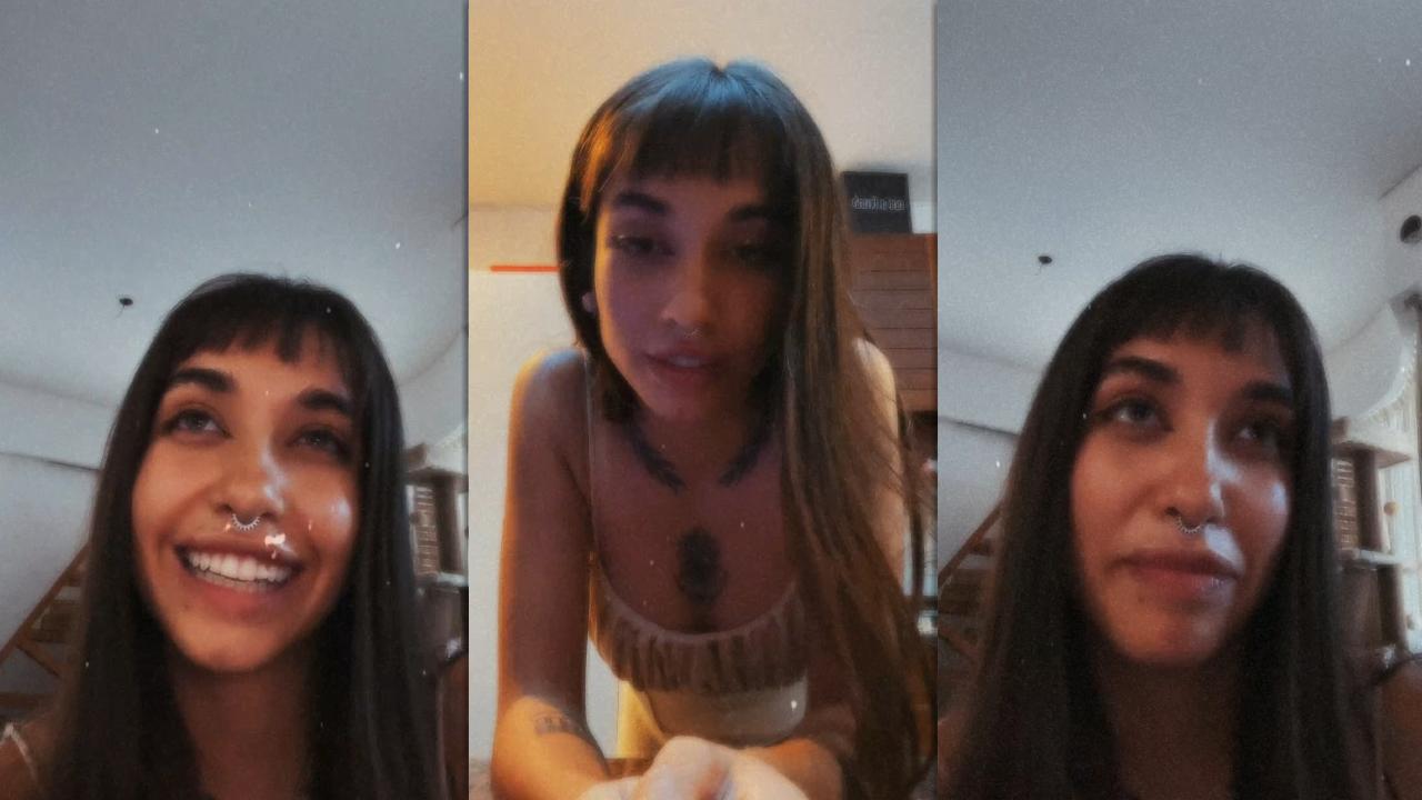 María Becerra's Instagram Live Stream from December 23th 2021.