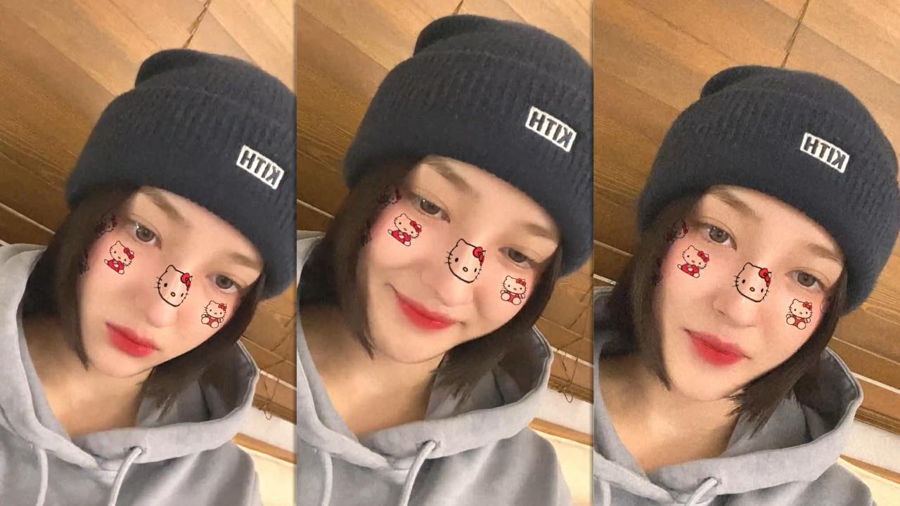 Nancy (MOMOLAND)'s Instagram Live Stream from March 16th 2022.