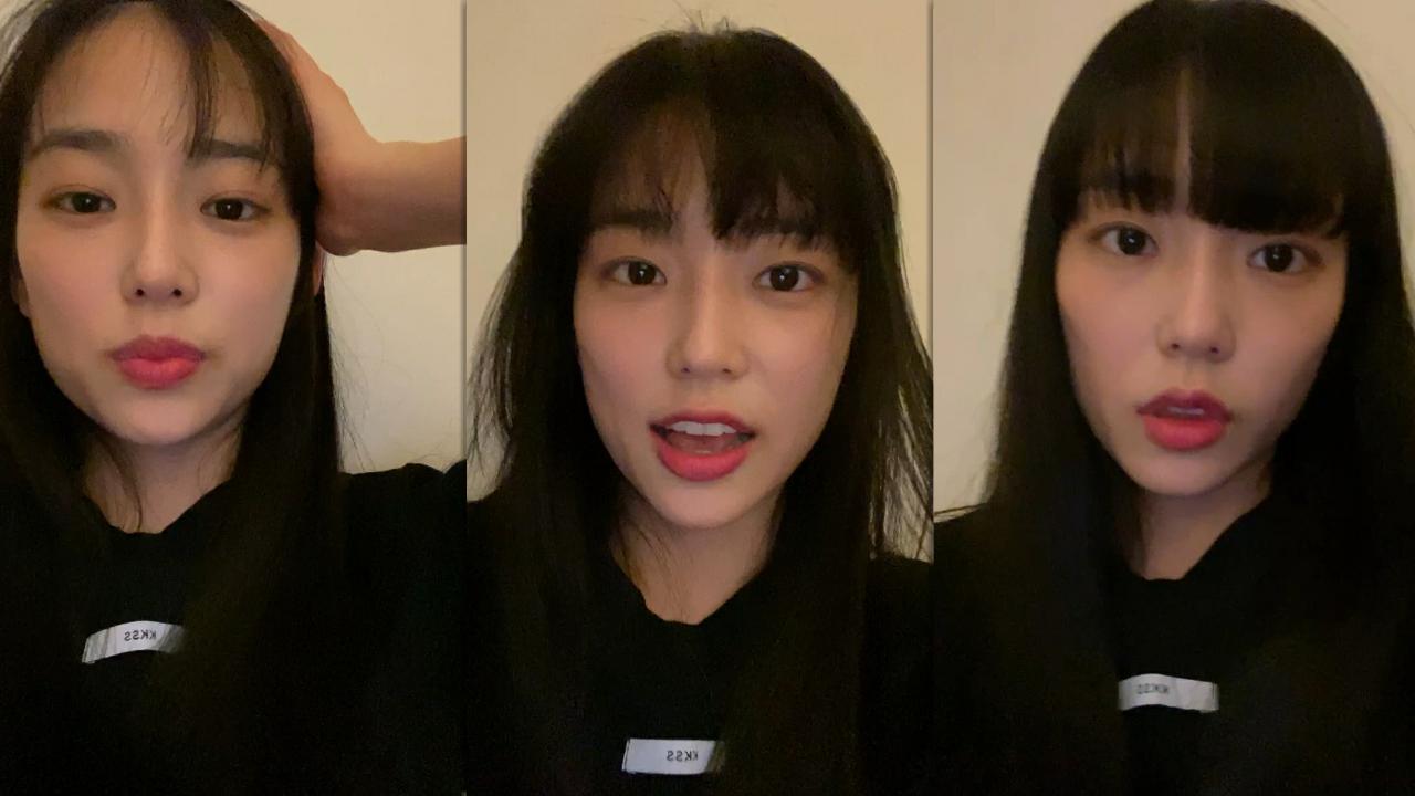 Yeeun's Instagram Live Stream from April 3rd 2022.