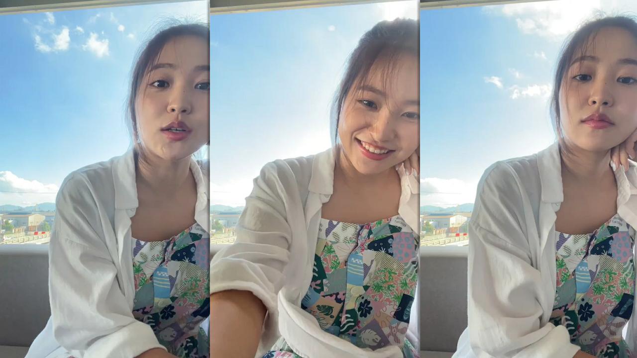 Red Velvet Yeri's Instagram Live Stream from June 30th 2022.